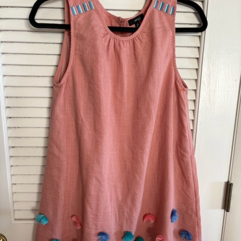 Sleeveless Ladies Dress. Size M.  Cute and perfect for spring.  New with tags.